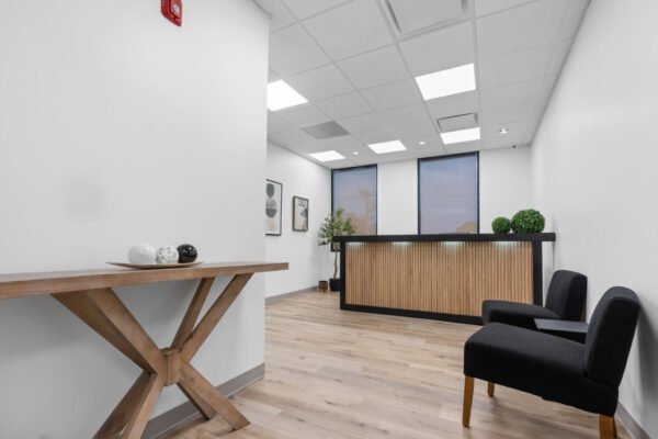 Ikon-2-10-2048x1365 Ikon-2-10-2048x1365